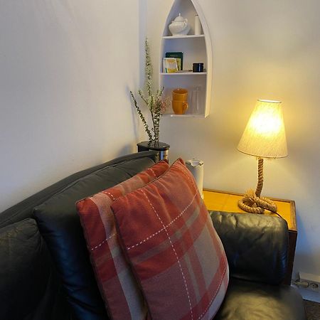 Privartzimmer 'Ausfahrt Freihalten' Husum  Exterior foto