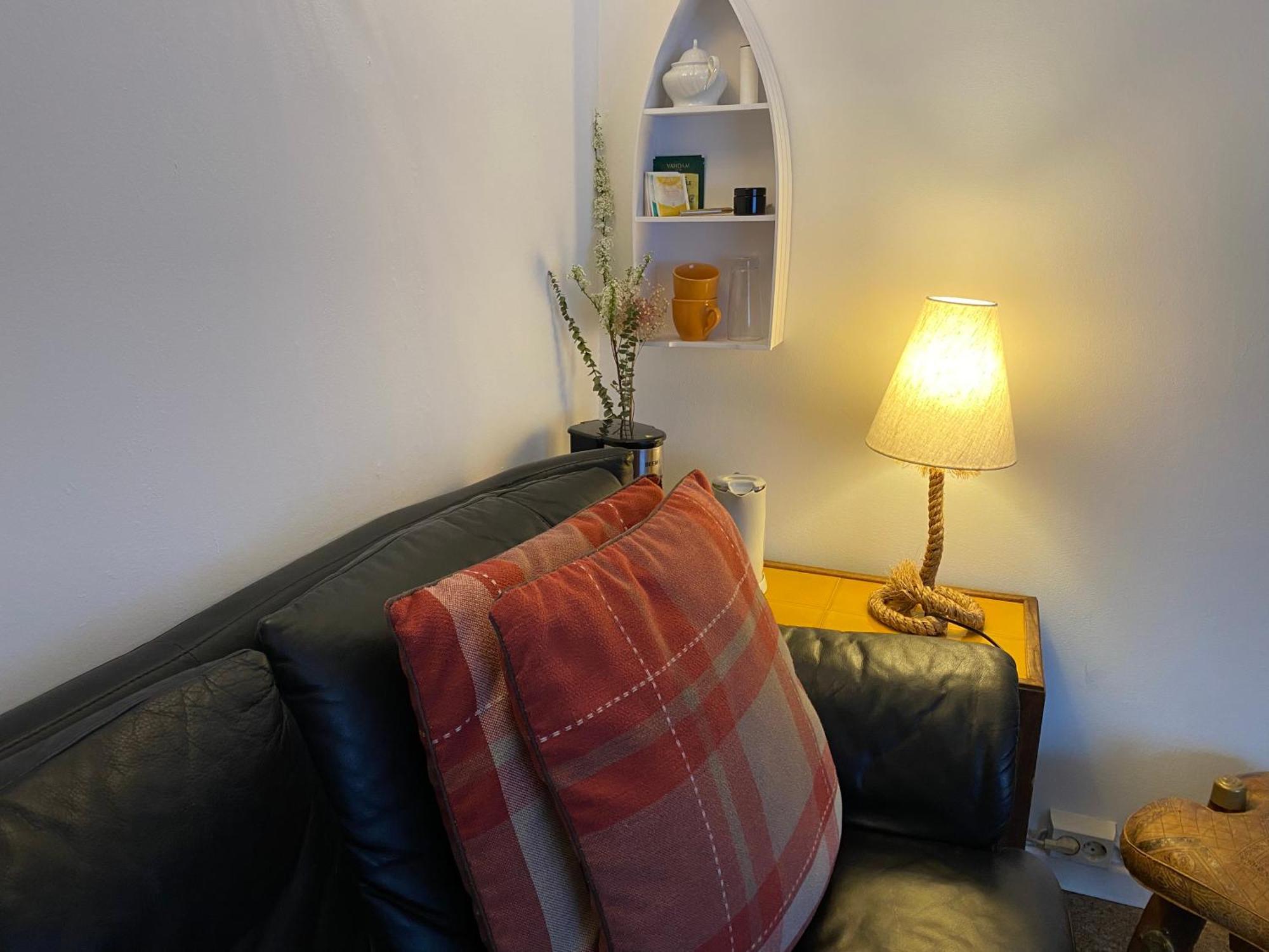 Privartzimmer 'Ausfahrt Freihalten' Husum  Exterior foto